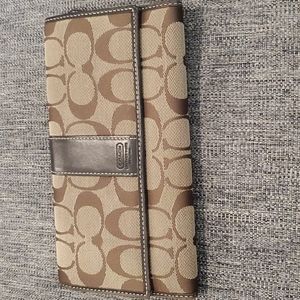 Coach wallet